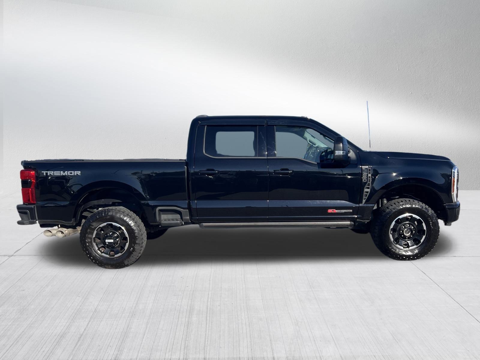 Used 2025 Ford F250 Lariat w/ Lariat Ultimate Package image 8