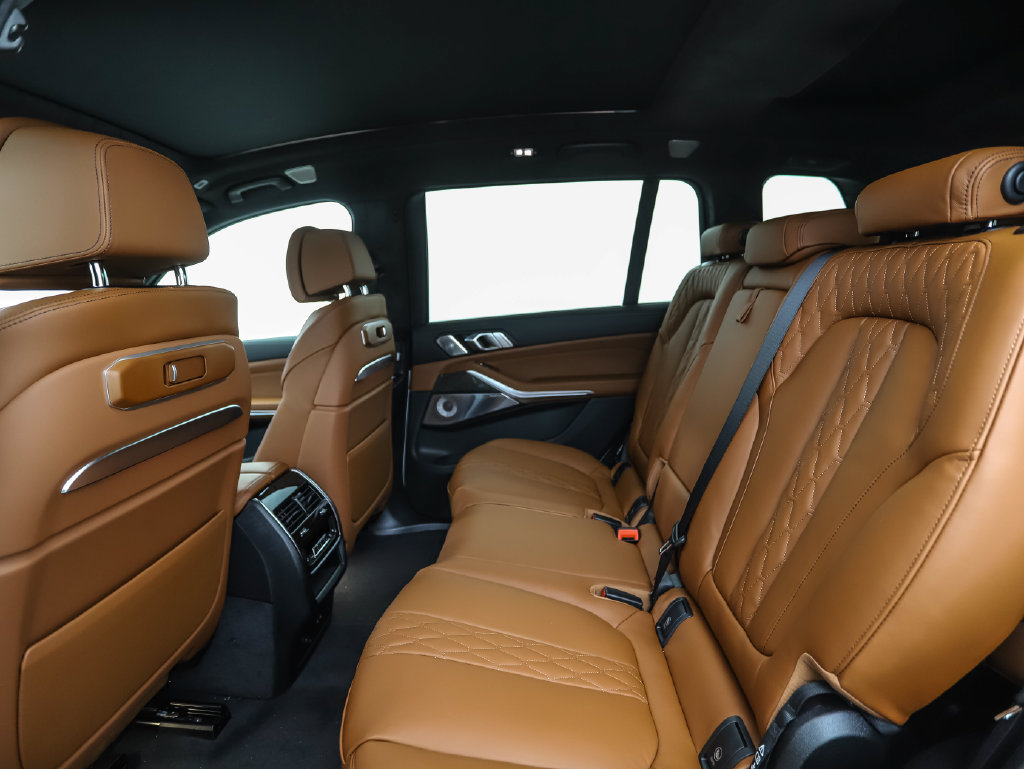 New 2027 BMW X7 M60i AWD/4WD image 22