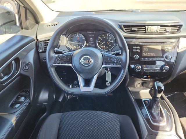 Used 2018 Nissan Rogue Sport S AWD/4WD image 21