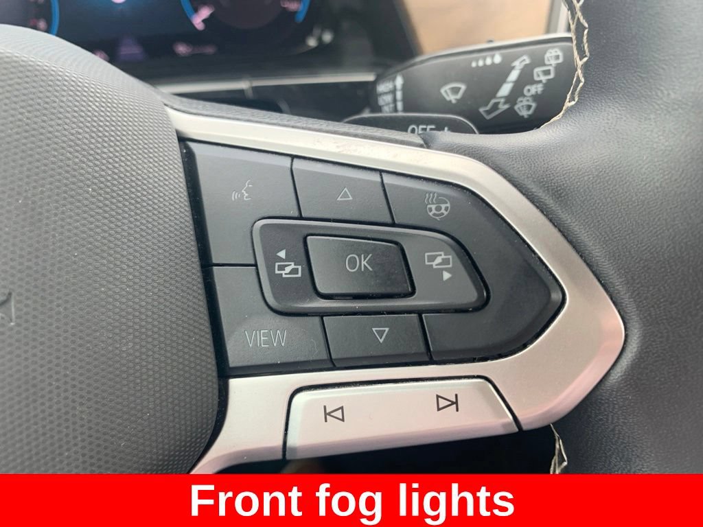 Used 2025 Volkswagen Atlas SE AWD/4WD image 8