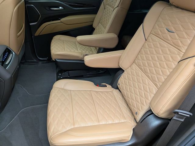 Used 2024 Cadillac Escalade Sport w/ Touring Package image 22