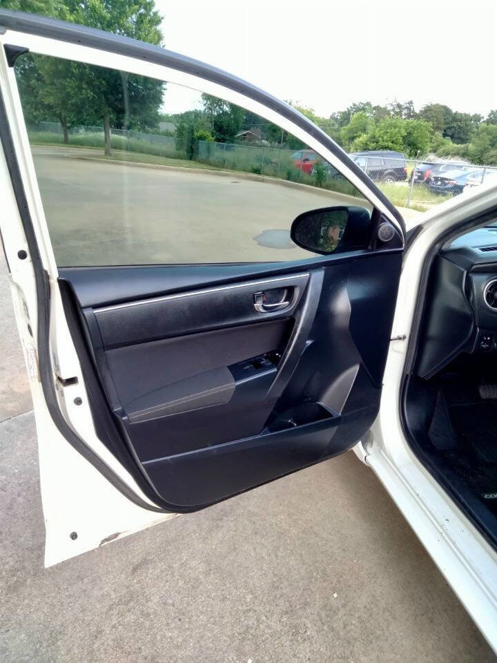 Used 2019 Toyota Corolla LE FWD image 9