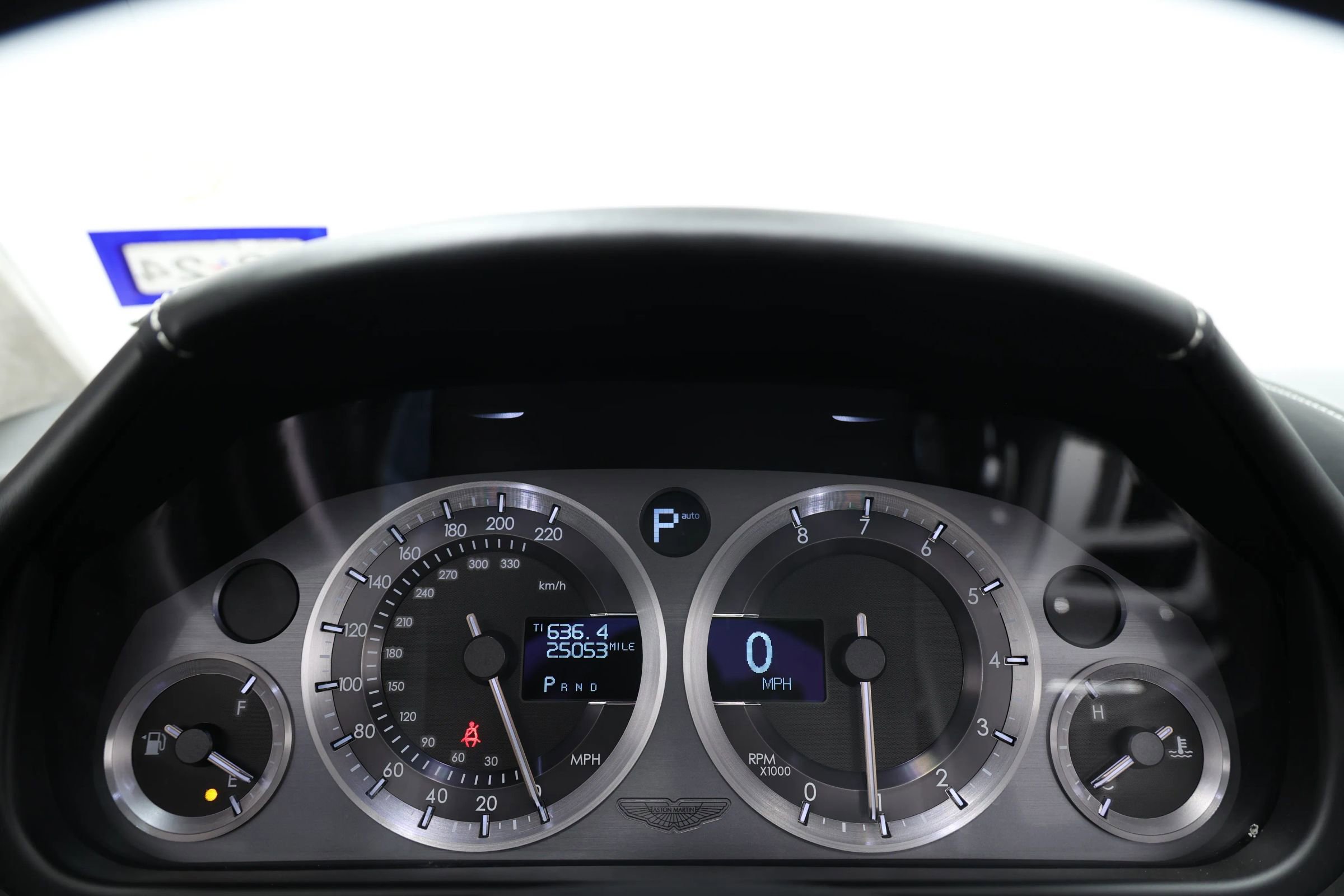 Used 2012 Aston Martin Virage Volante image 25