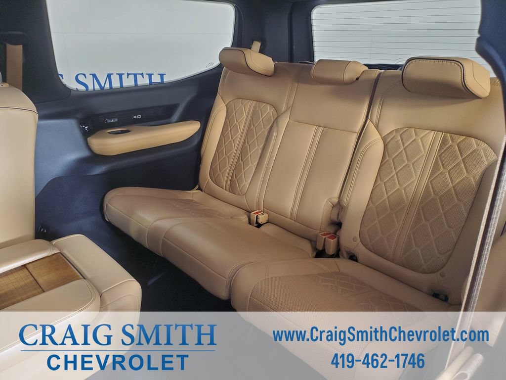 Used 2023 Jeep Grand Wagoneer Series III AWD/4WD image 11