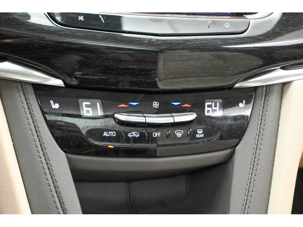 Used 2022 Cadillac XT6 Premium Luxury w/ Technology Package image 45