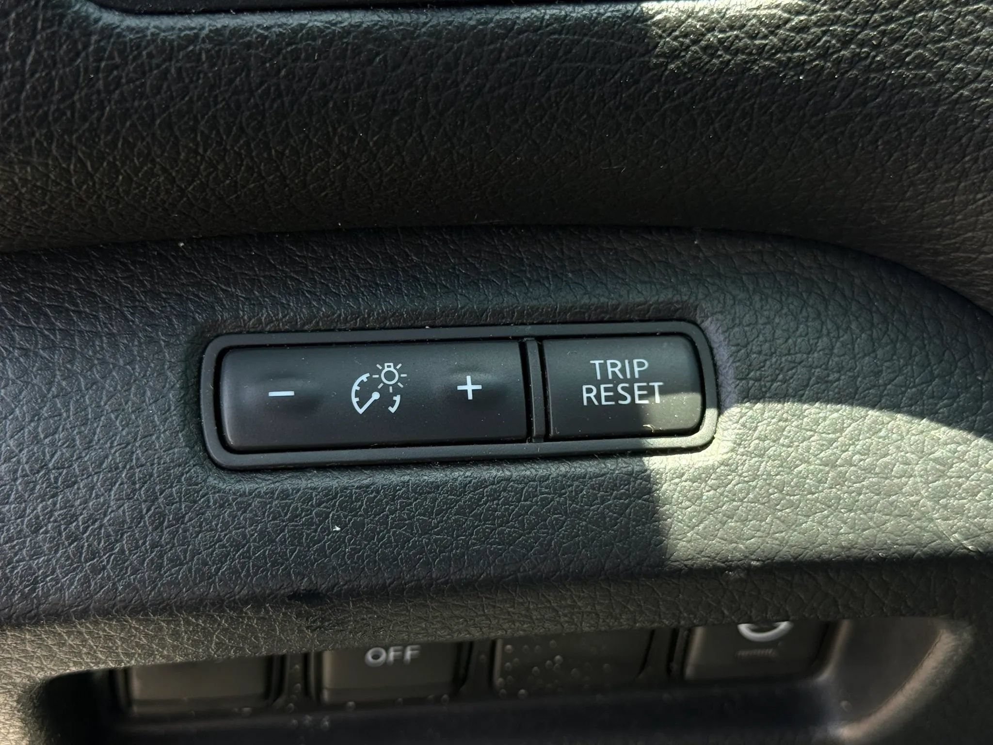 Used 2018 Nissan Altima 2.5 SL FWD image 26