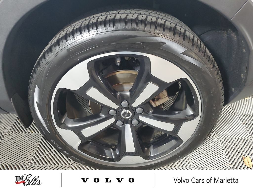 Used 2021 Volvo XC40 T5 Momentum w/ Climate Package AWD/4WD image 8