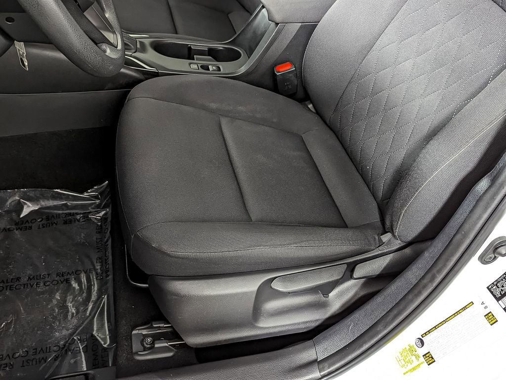 Used 2023 Toyota Corolla LE image 18