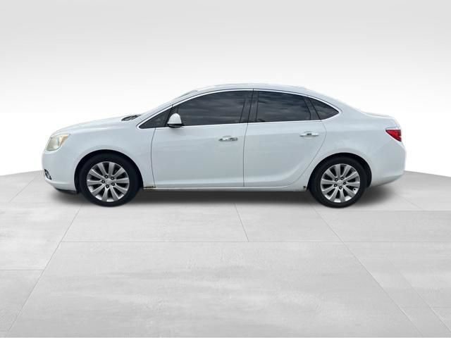 Used 2013 Buick Verano FWD image 4