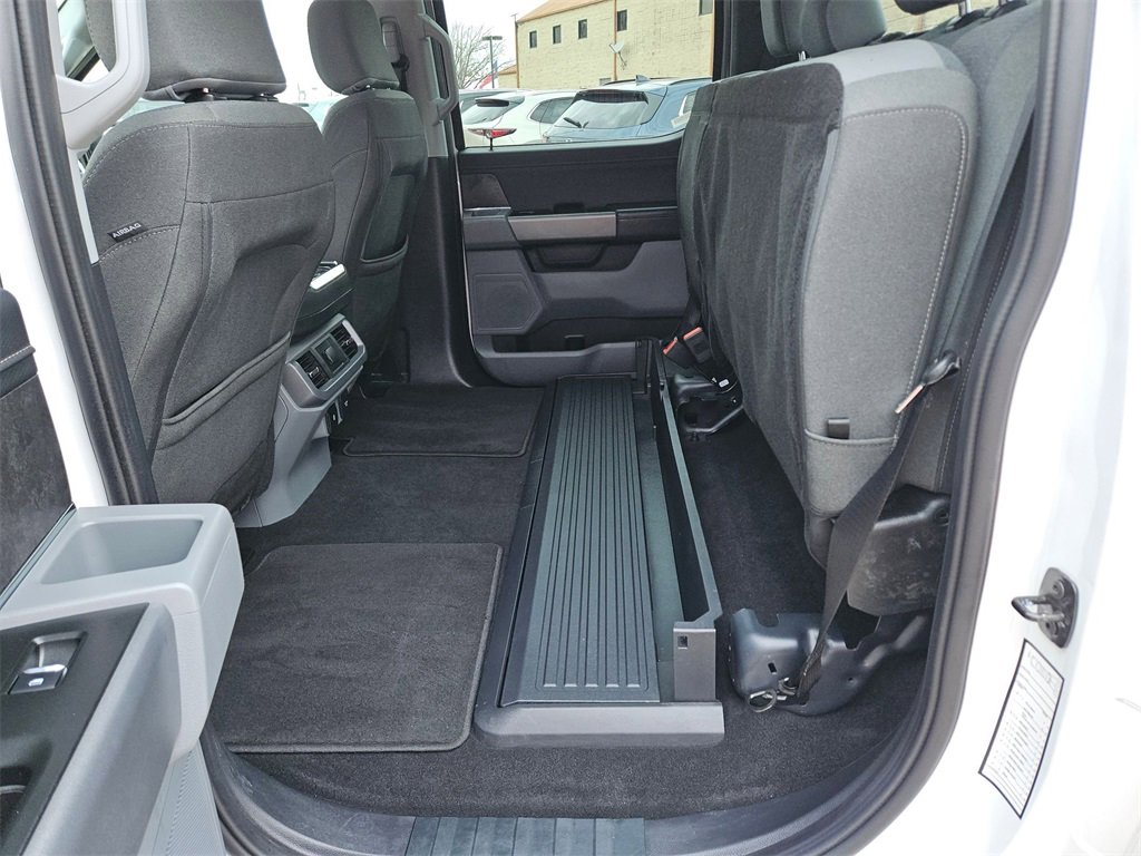 Used 2025 Ford F150 XLT w/ Equipment Group 301A Standard image 27