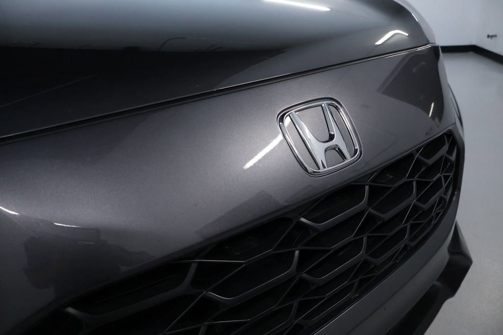 Used 2024 Honda HR-V LX image 9