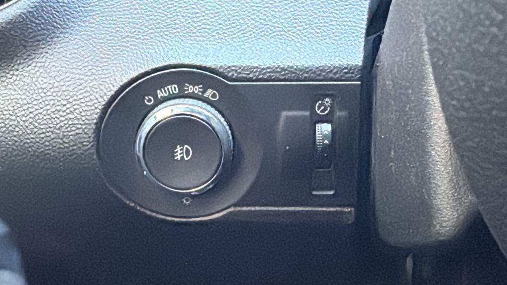 Used 2010 Chevrolet Camaro SS image 17