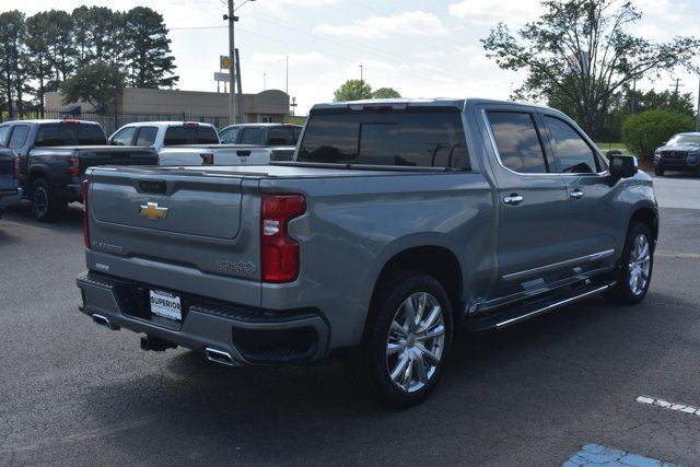 Used 2024 Chevrolet Silverado 1500 High Country w/ High Country Premium Package image 5