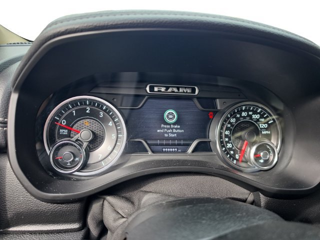 Used 2019 RAM 1500 Laramie AWD/4WD image 13