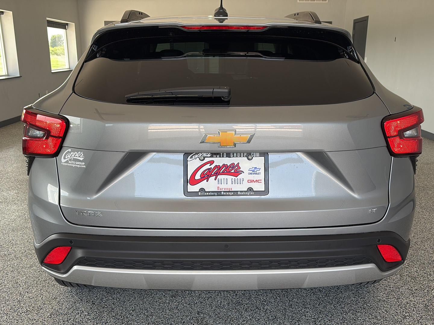 New 2026 Chevrolet Trax LT w/ Driver Confidence Package FWD image 3