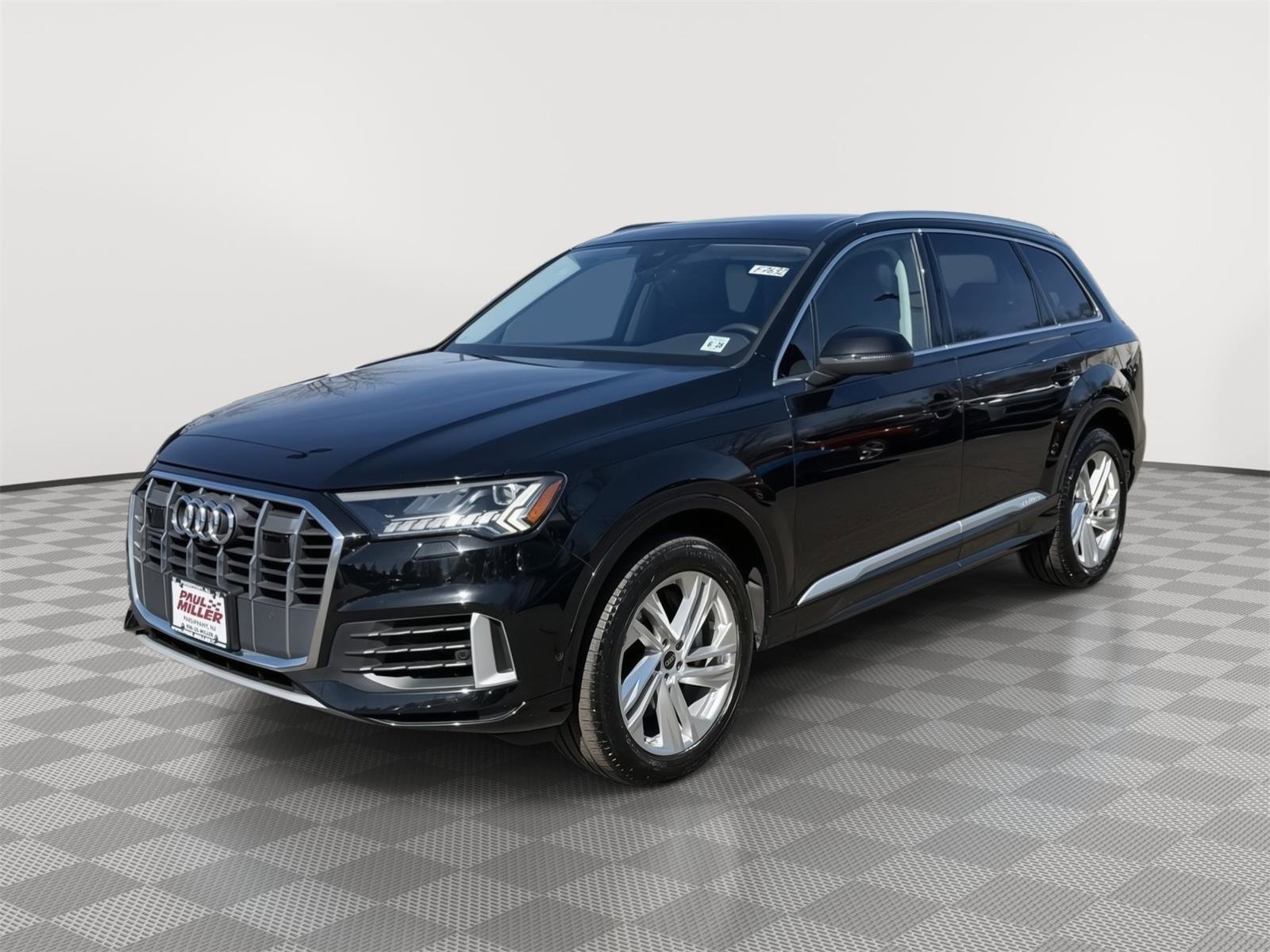 Used 2023 Audi Q7 3.0T Premium w/ Convenience Package
