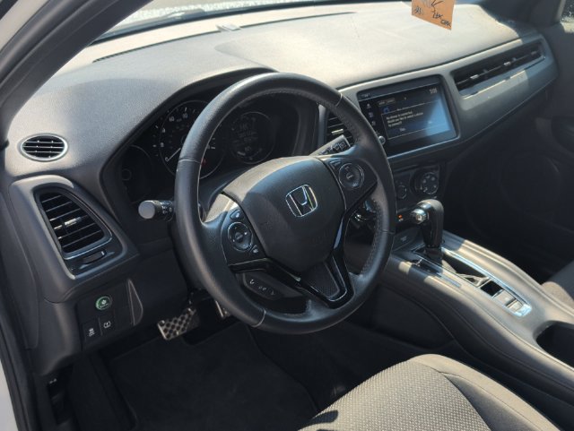 Used 2021 Honda HR-V Sport image 13