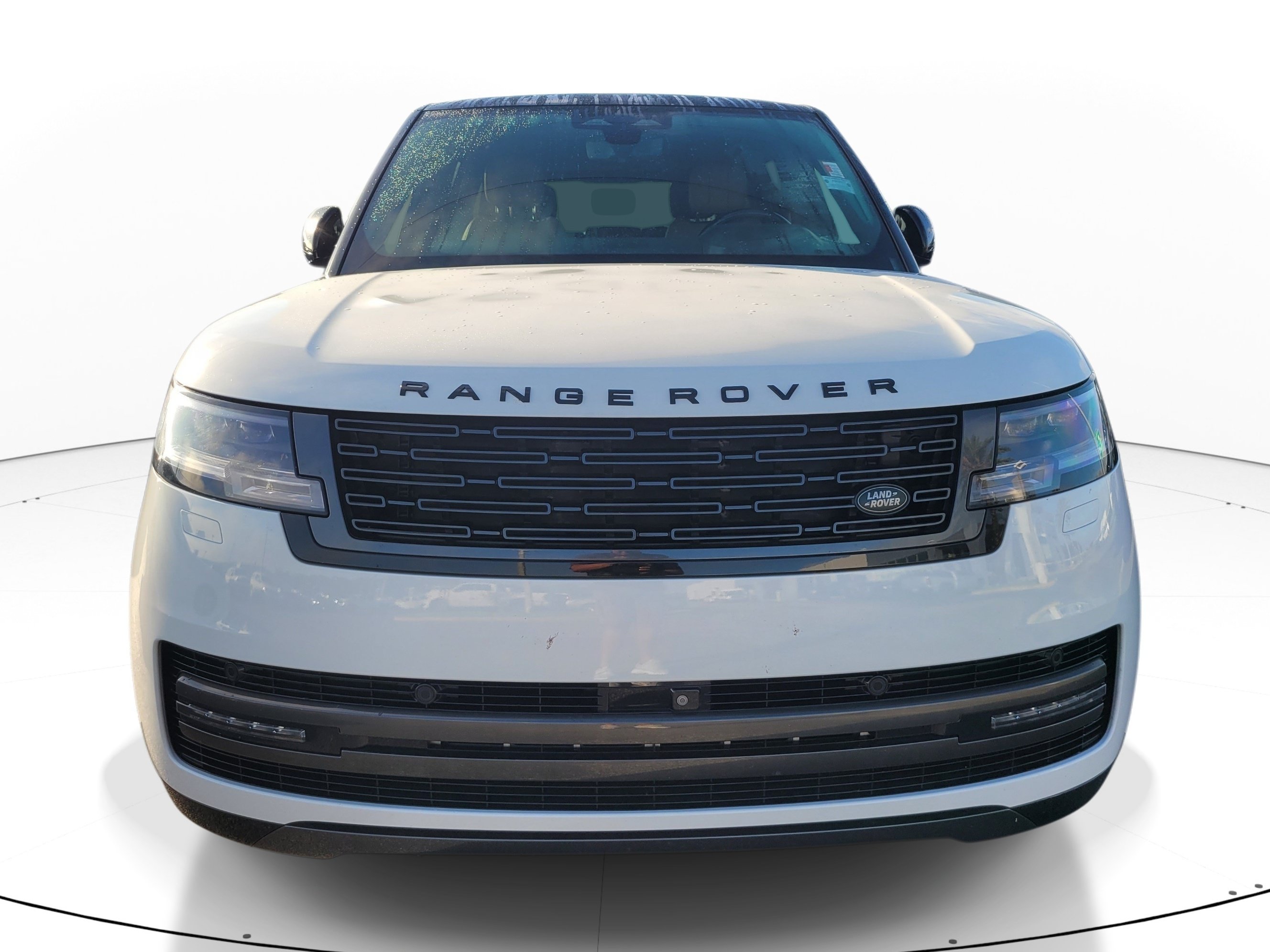 Used 2024 Land Rover Range Rover Long Wheelbase SE AWD/4WD image 2