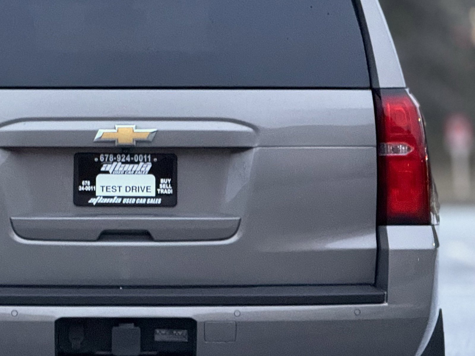 Used 2018 Chevrolet Tahoe LS w/ All-Season Package image 16