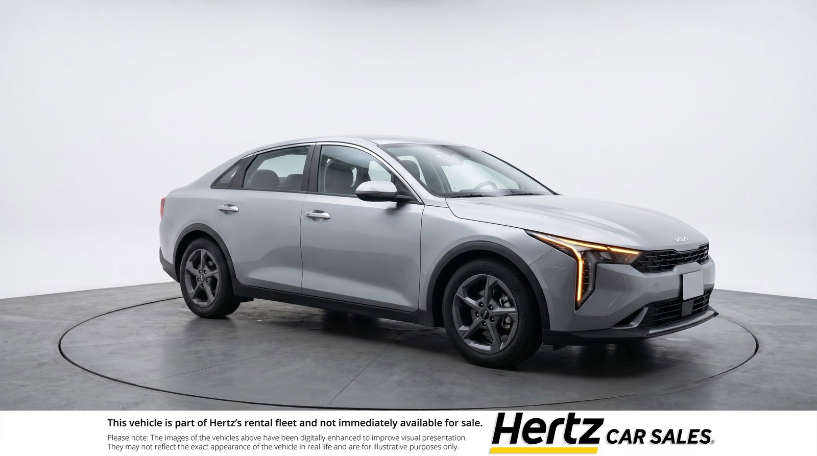 Used 2025 Kia K4 LXS FWD image 1