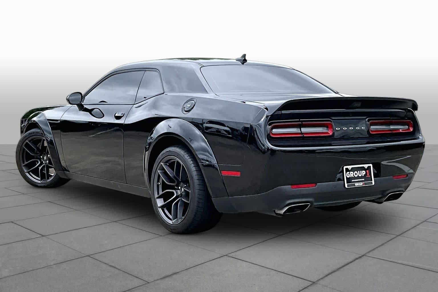 Used 2021 Dodge Challenger R/T Scat Pack RWD image 11