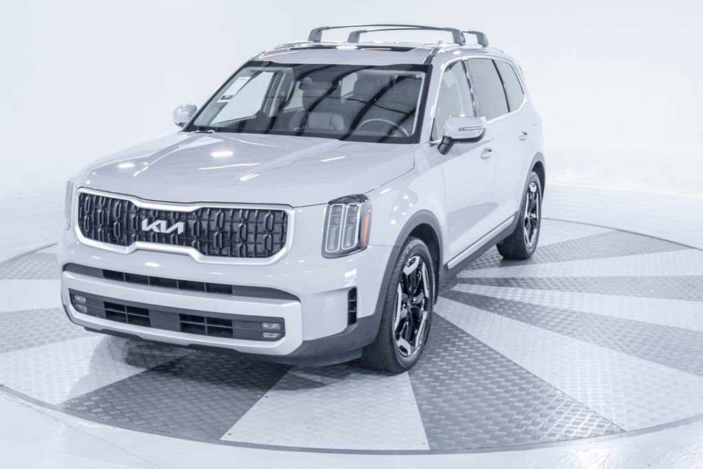 Used 2024 Kia Telluride EX