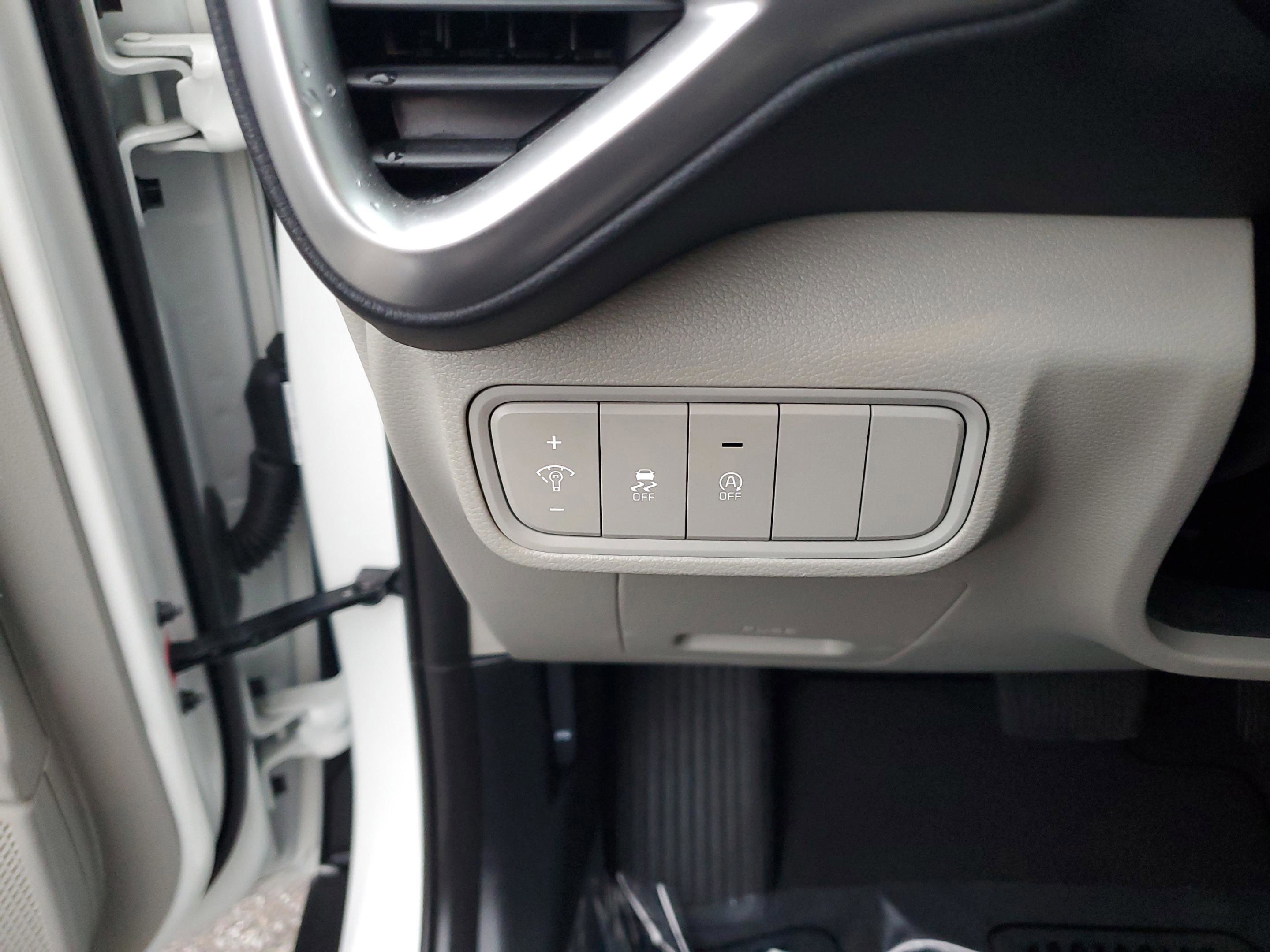 Certified 2025 Kia Soul LX image 29