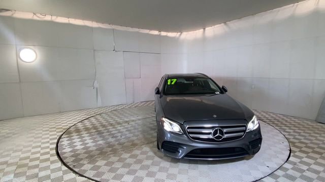 Used 2017 Mercedes-Benz E 400 4MATIC Wagon image 5