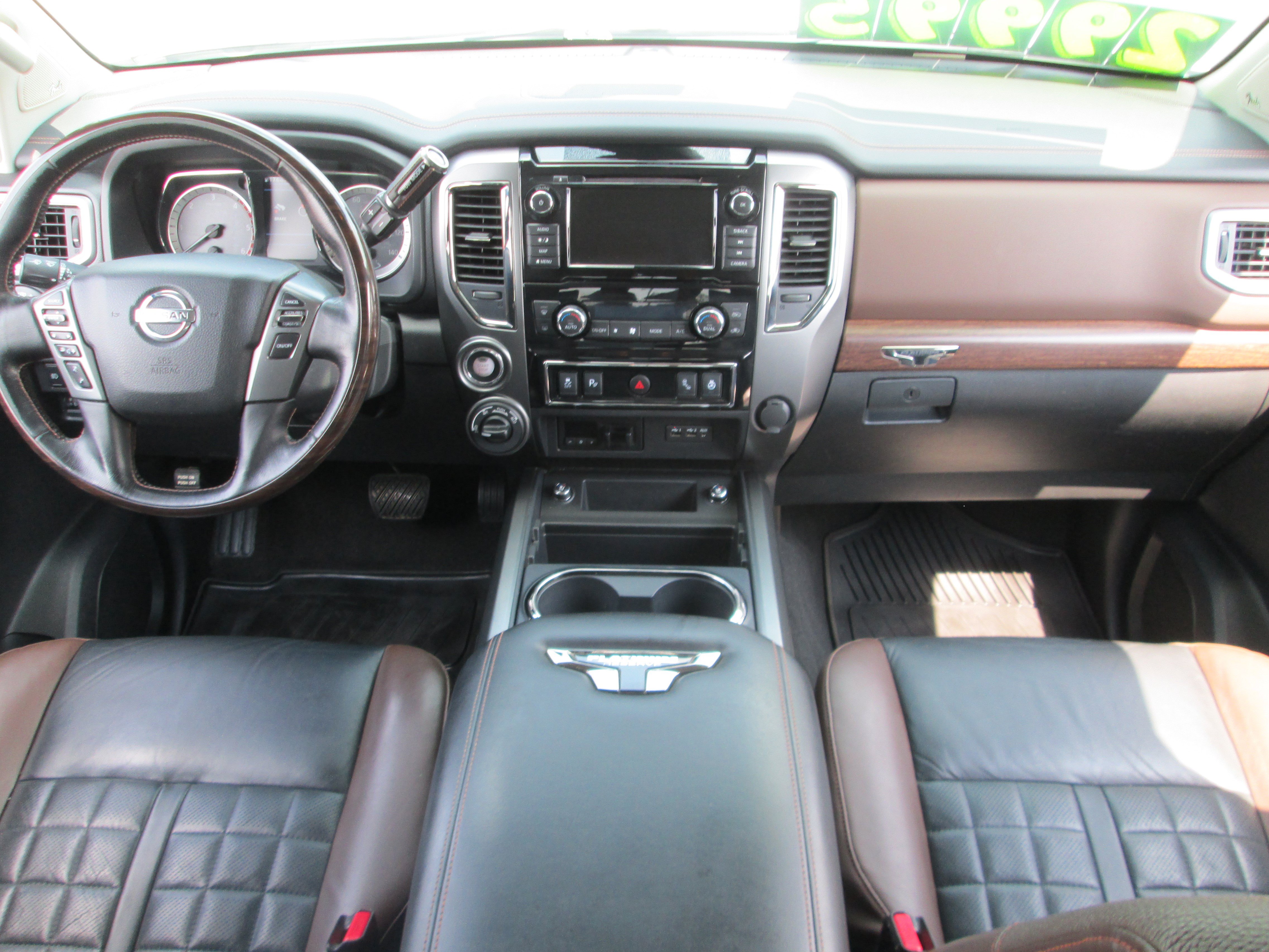 Used 2019 Nissan Titan Platinum Reserve w/ Platinum Utility Package AWD/4WD image 10