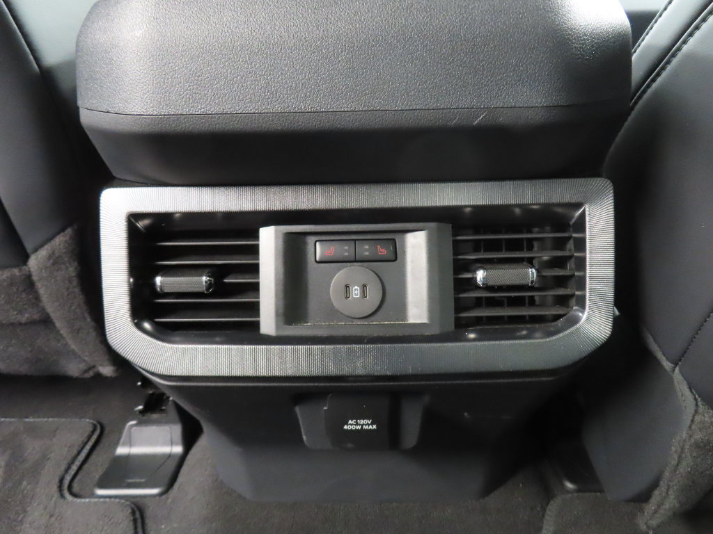 Used 2026 Ford F250 Platinum AWD/4WD image 15
