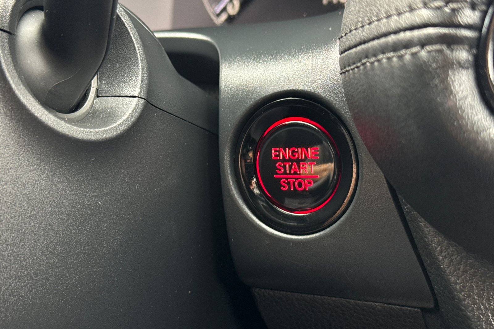 Certified 2025 Honda HR-V LX image 22