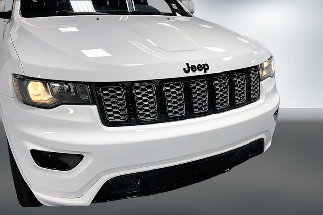 Used 2021 Jeep Grand Cherokee Laredo X AWD/4WD image 27