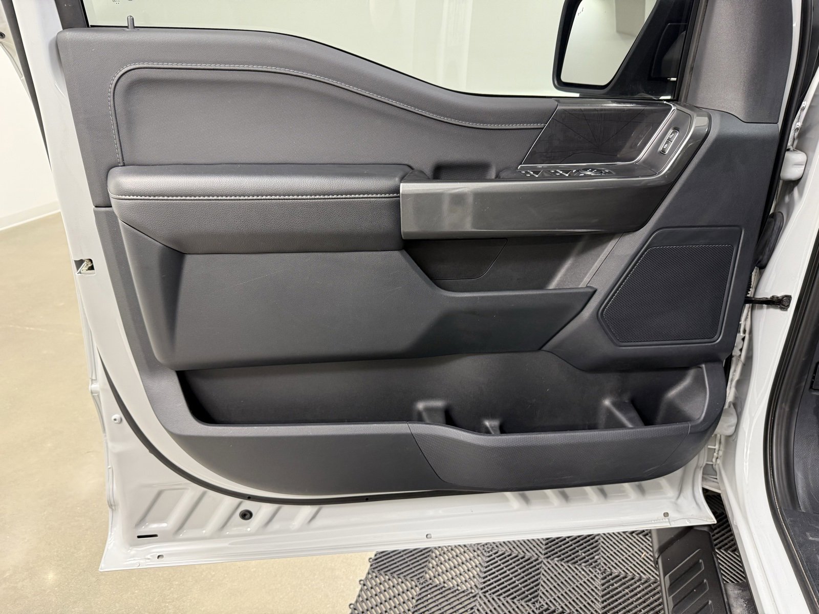 Used 2023 Ford F150 XLT w/ Equipment Group 302A High image 14