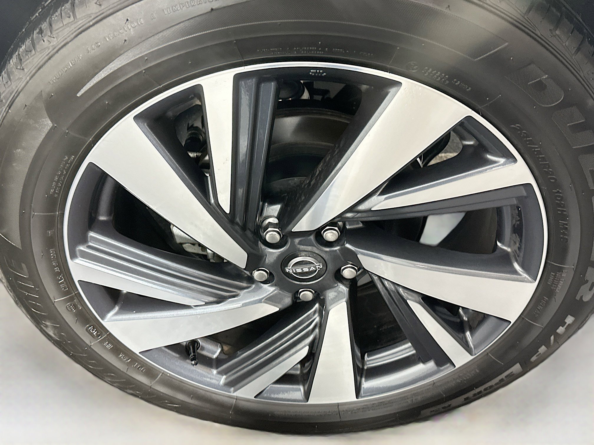 Used 2024 Nissan Murano SL image 11