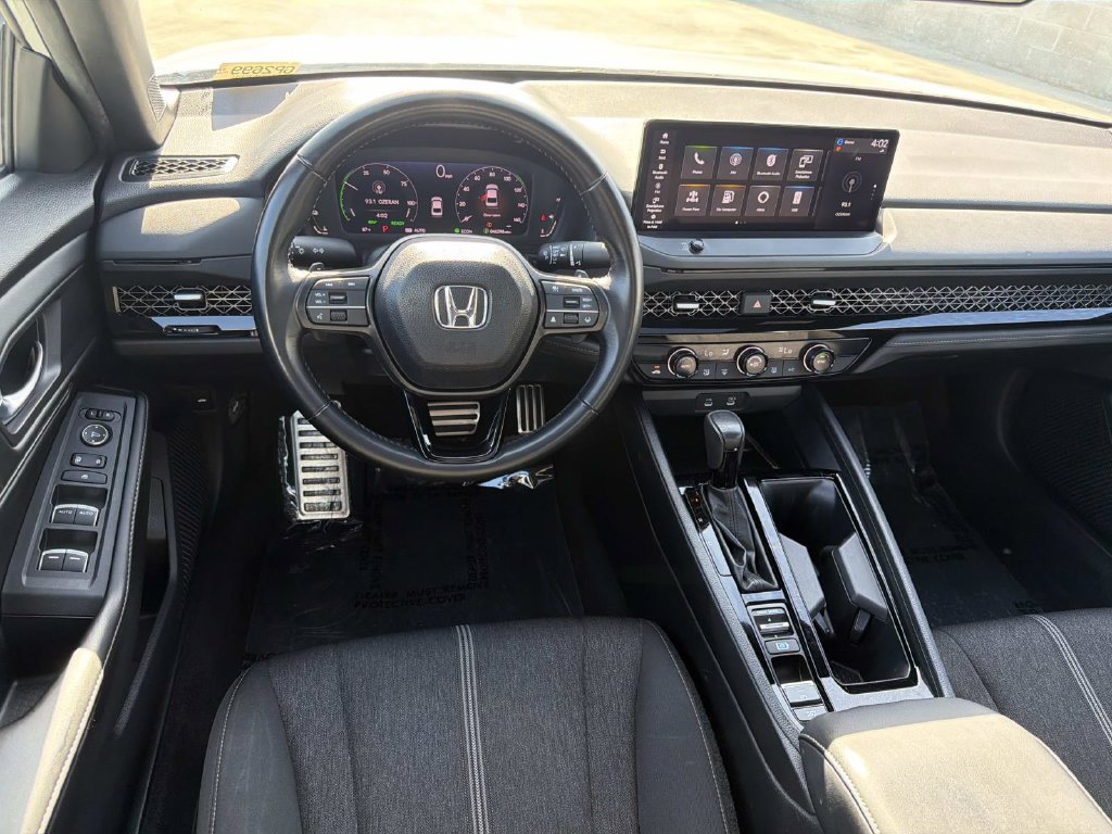 Used 2023 Honda Accord Sport image 9
