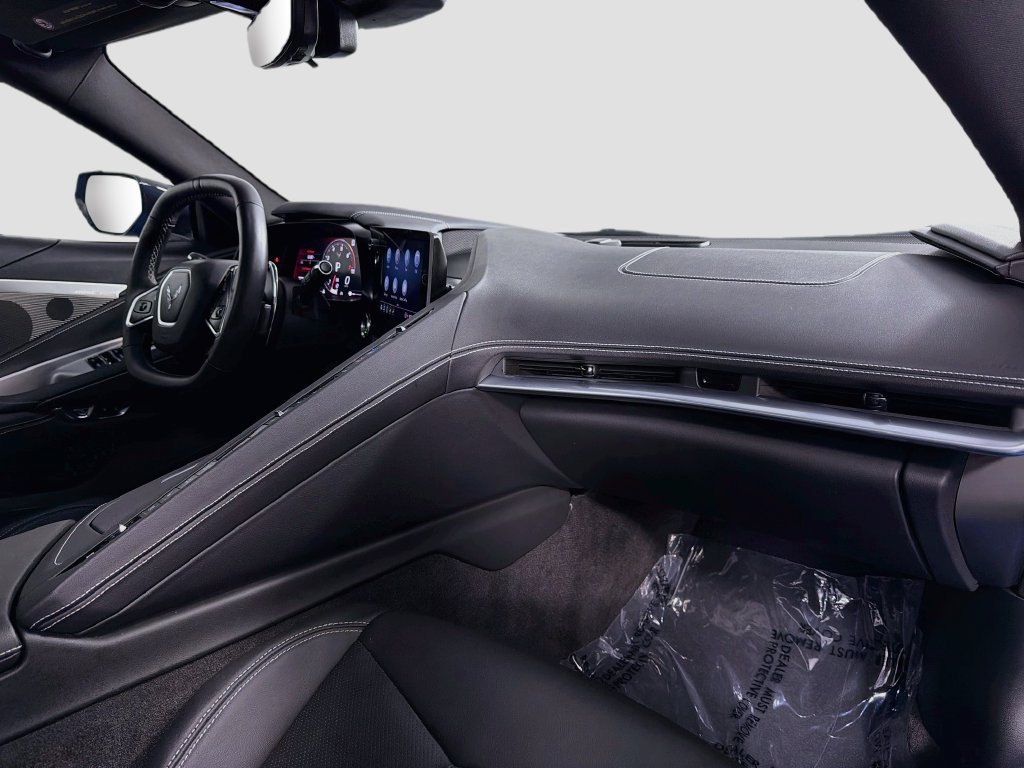 Used 2023 Chevrolet Corvette Stingray Preferred Conv w/ Z51 Performance Package RWD image 27