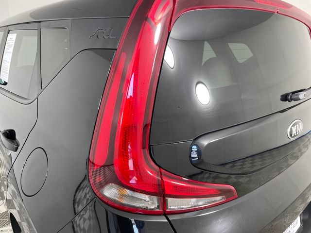 Certified 2021 Kia Soul LX FWD image 18