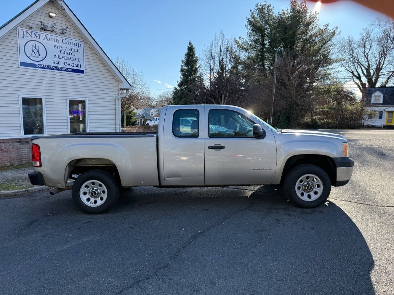 Used 2009 GMC Sierra 1500 W/T RWD image 8