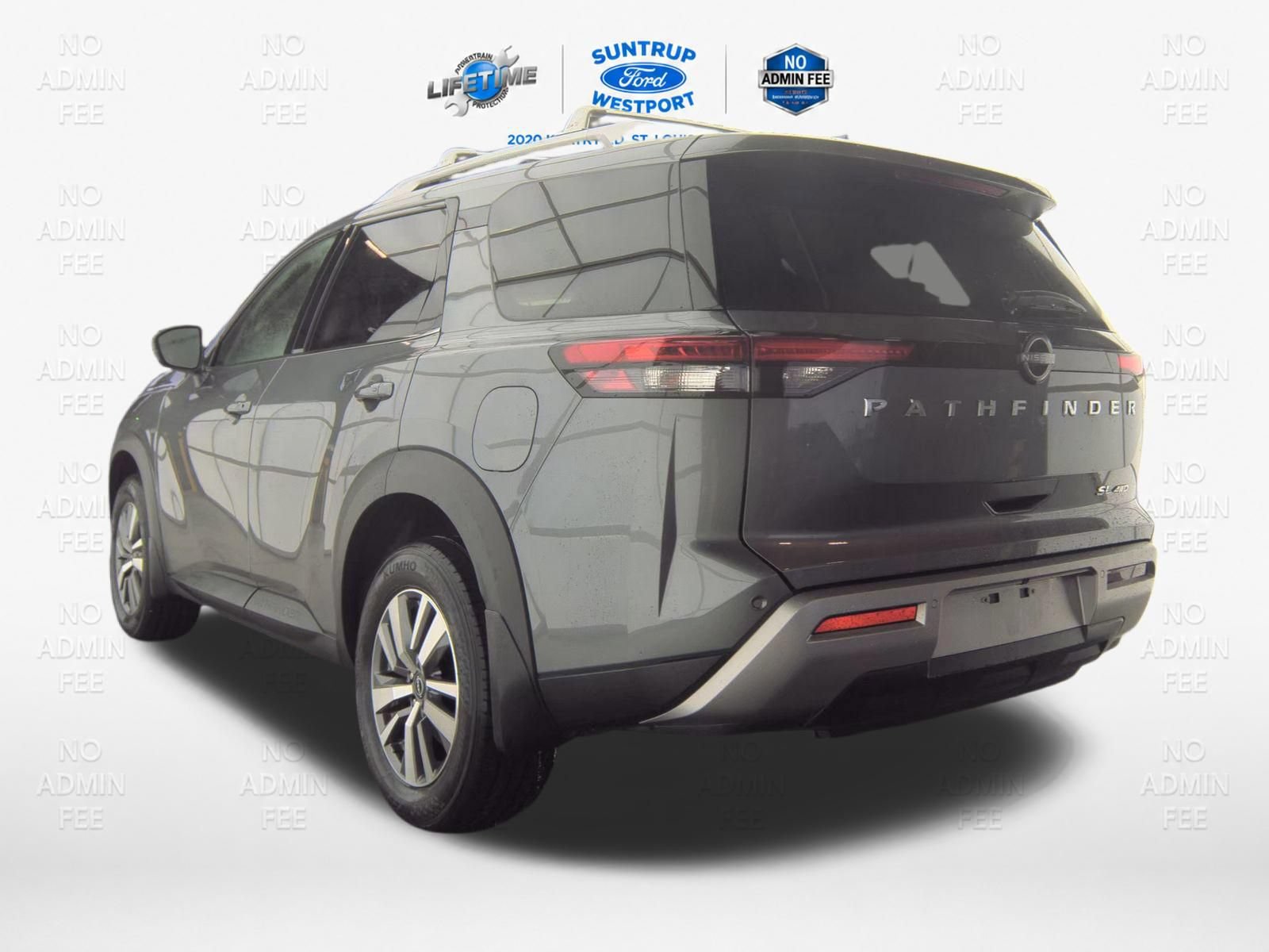 Used 2025 Nissan Pathfinder SL AWD/4WD image 9
