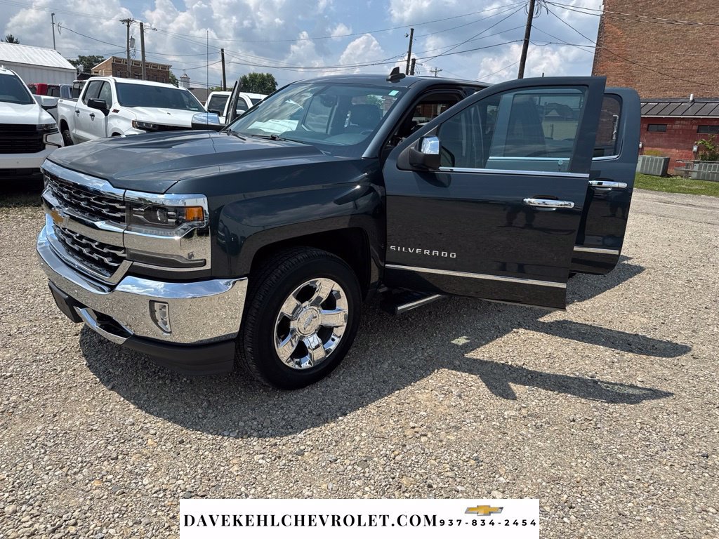 Used 2018 Chevrolet Silverado 1500 LTZ w/ Sport Package AWD/4WD image 28