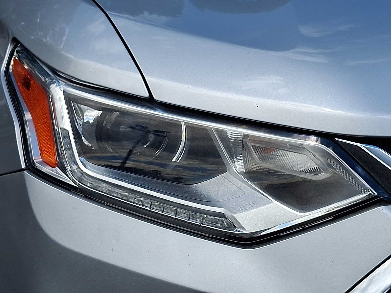 Used 2021 Chevrolet Traverse LS AWD/4WD image 9