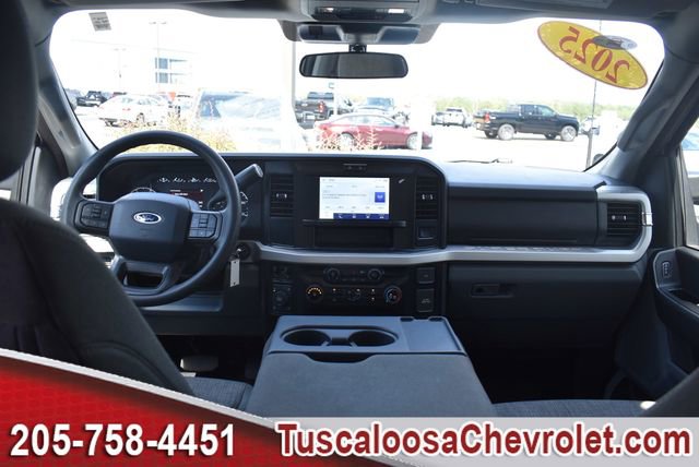 Used 2025 Ford F250 XLT w/ FX4 Off-Road Package image 3