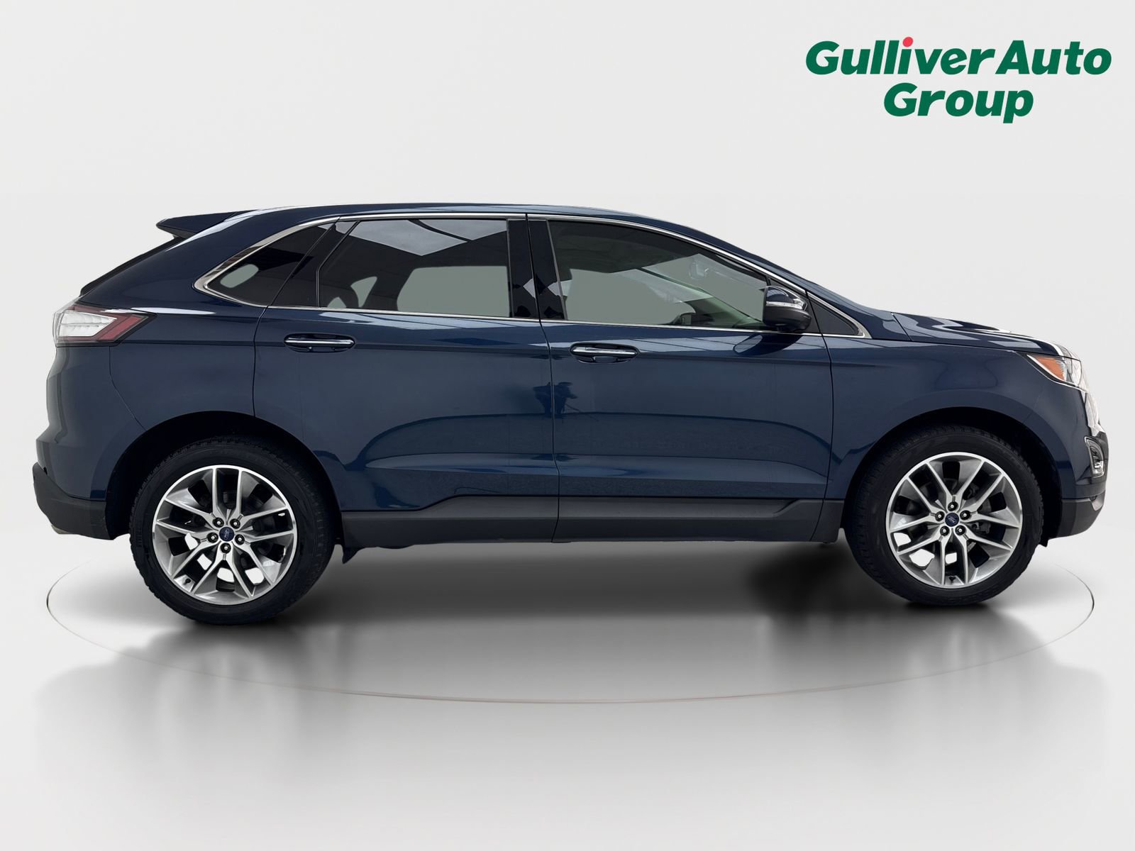 Used 2017 Ford Edge Titanium w/ Equipment Group 301A FWD image 10