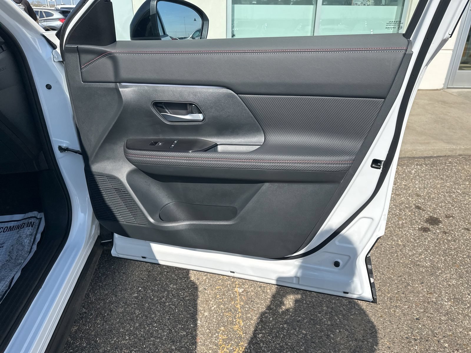 Used 2026 Nissan Kicks SR w/ Cold Weather Package AWD/4WD image 34