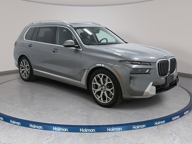 Certified 2026 BMW X7 xDrive40i AWD/4WD image 3