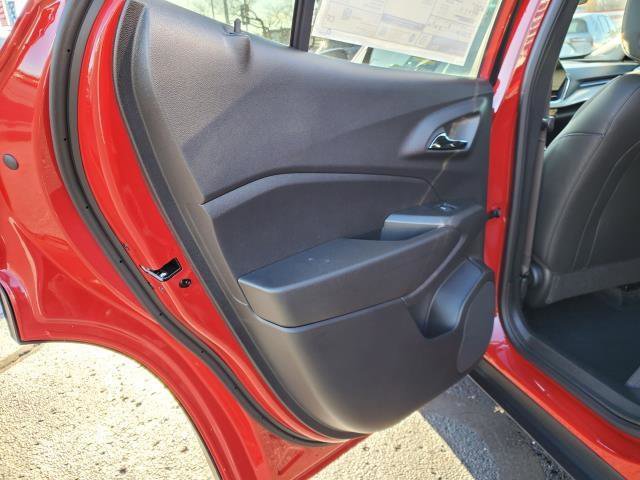 New 2026 Chevrolet Trax LT image 25