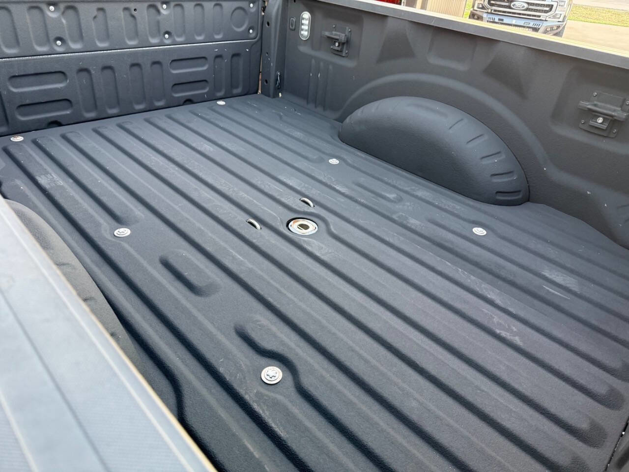 Used 2017 Ford F350 Lariat w/ Lariat Value Package image 39