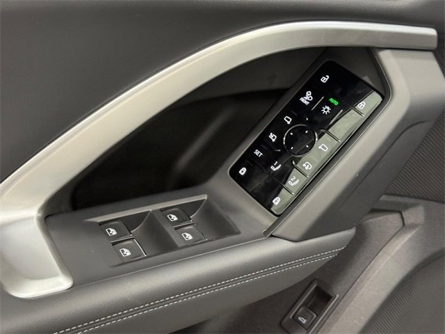 New 2025 Audi Q5 Premium Plus image 17