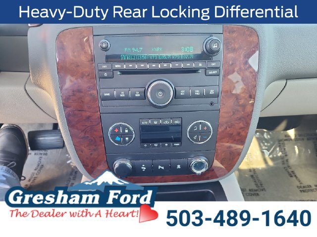 Used 2011 Chevrolet Avalanche LT w/ Luxury Package AWD/4WD image 22