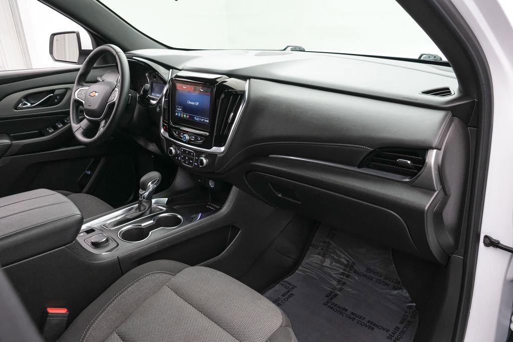 Used 2023 Chevrolet Traverse LT FWD image 22